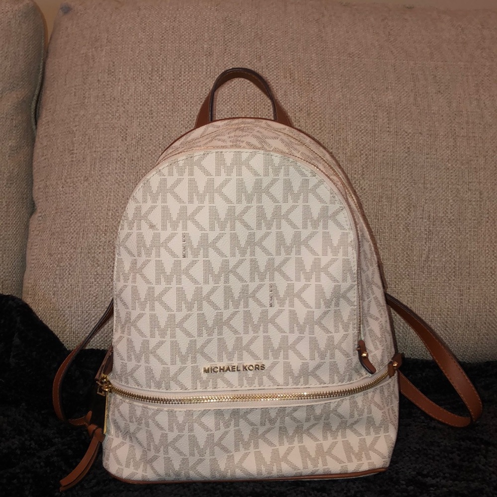 RARE MICHAEL KORS BOOKBAG